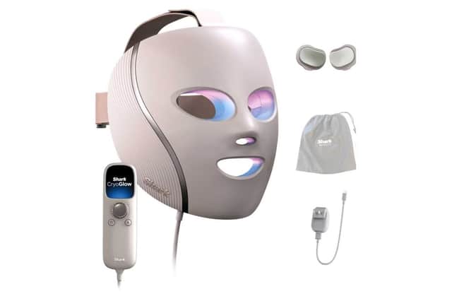 Shark cryoglow under-eye cooling & LED anti-ageing & blemish repair mask