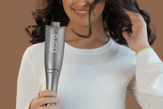 The Clara Oil Coated Protective Auto Curler gives salon-quality results