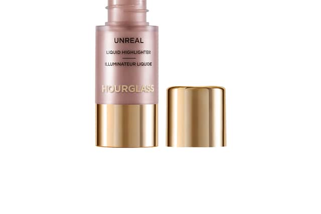 Unreal Liquid Highlighter by Hourglass Cosmetics - in Divine