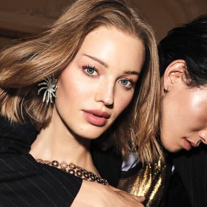 Natural radiance with the new Hourglass Cosmetics Unreal Liquid Highlighter