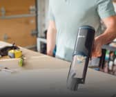 With up to 40 minutes of cordless runtime, the Shark BH102UK offers longer cleaning sessions than many handheld vacuums.