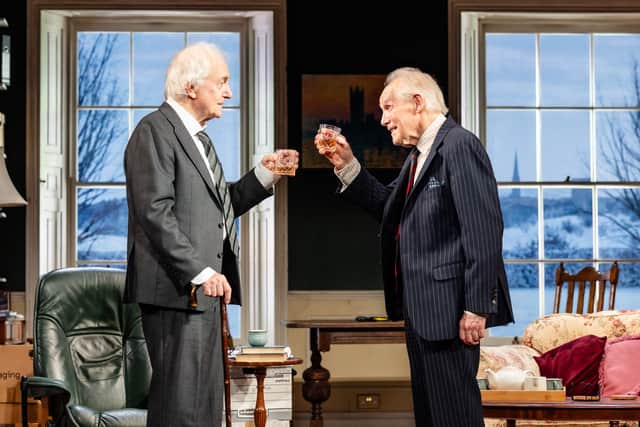 Clive Francis (Sir Humphrey Appleby) & Simon Rouse (Jim Hacker)