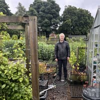 Growing for a changing climate: the UK allotmenteers future-proofing food