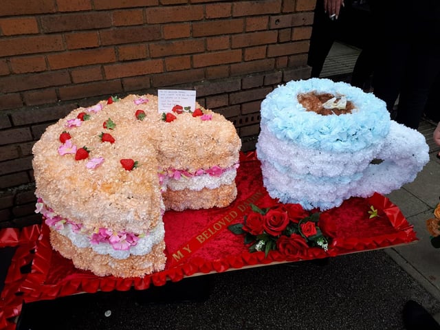 Apparently Chap loved cake, but hadn't been able to eat much due to diabetes. He also loved a cuppa and always left the tea bag in, which was re-created in this floral arrangement.