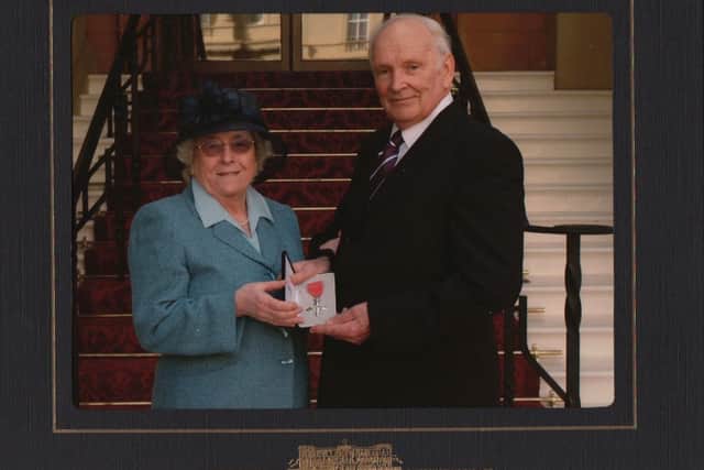 Bob and Betty at Buckingham Palace