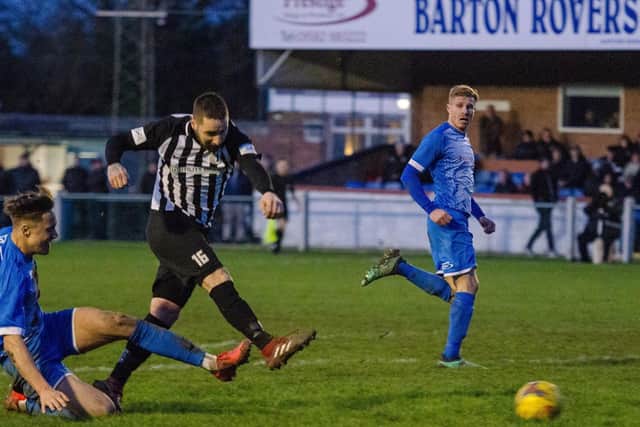Steve Diggin felt he should have had a penalty following this challenge