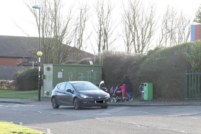 A pupil is dropped off on the zig-zags