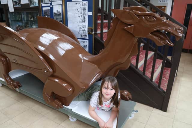Molly Arundell-Holland, 8