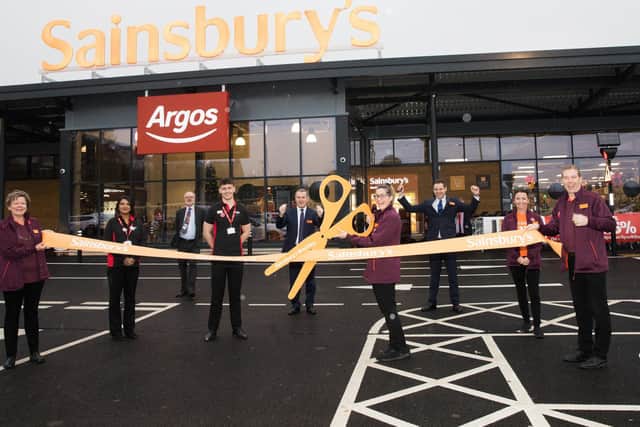 Sainsbury's opened the doors to its brand new story in Brackley, Northamptonshire this morning (November 25).