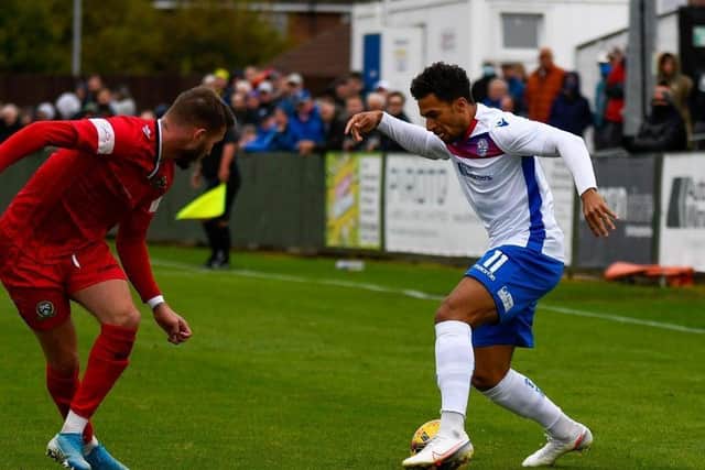 Luke Fairlamb in action for Diamonds against Barwell. Credit: HawkinsImages