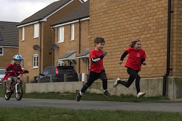 Laxton Junior School pupils take part in their ‘Great Green Wall House Challenge