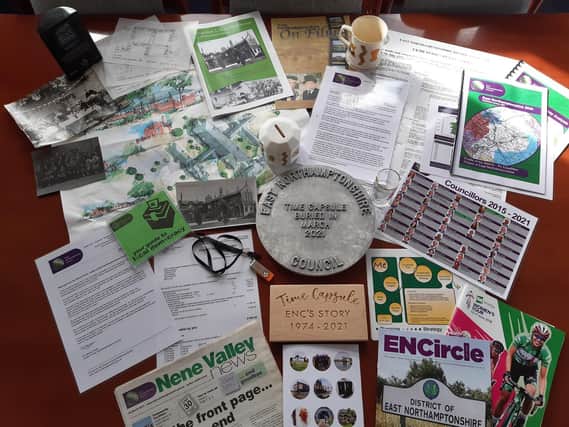 Items inside the time capsule