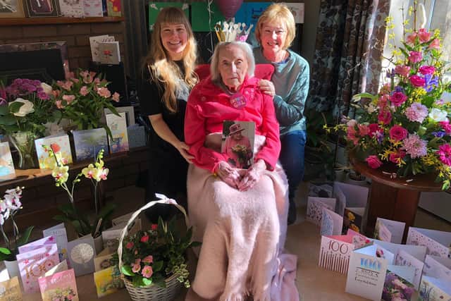 l-r Granddaughter Tamsin, Meg and daughter Veronica
