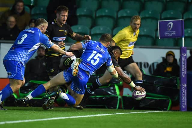 Taqele Naiyaravoro scored twice when Saints beat the Dragons in 2018