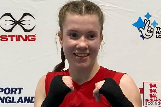 Lauren Mackie