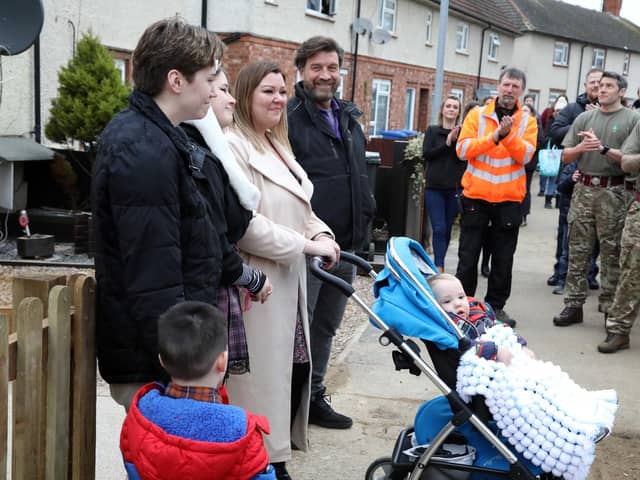 Lindsey McAuley with her family and Nick Knowles
