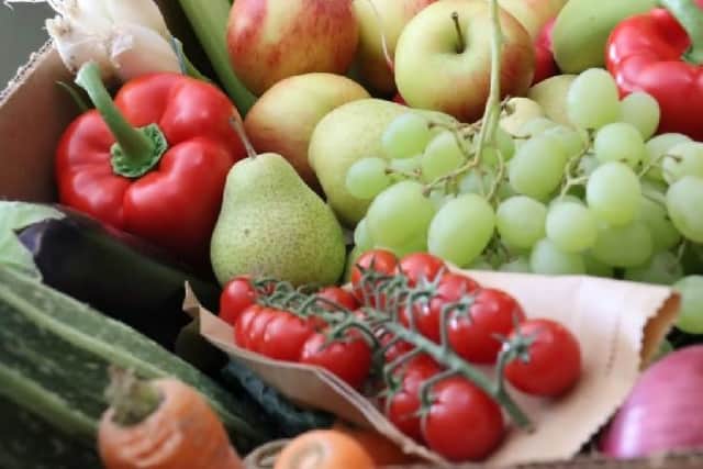 Simple snacks like fruit, nuts or plain biscuits are helpful