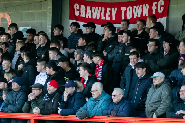 Crawley Town v Hartlepool United. Pictures by Jamie Evans UK Sports Images SUS-221202-211323004