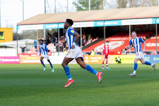 Omar Bogle celebrates his goal. Crawley Town v Hartlepool United. Pictures by Jamie Evans UK Sports Images SUS-221202-211518004