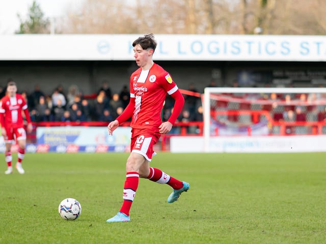 Isaac Hutchinson. Crawley Town v Hartlepool United. Pictures by Jamie Evans UK Sports Images SUS-221202-211436004