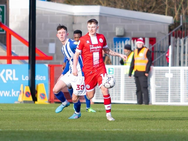 James Tilley. Crawley Town v Hartlepool United. Pictures by Jamie Evans UK Sports Images SUS-221202-211457004