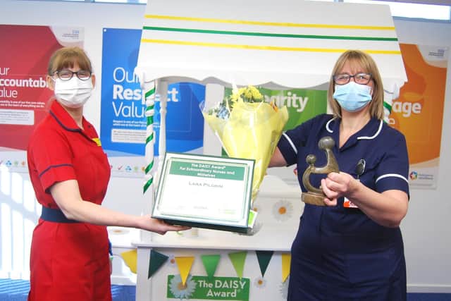 DAISY Award Director of Nursing Fiona Barnes and Deputy Sister Lara Pilgrim