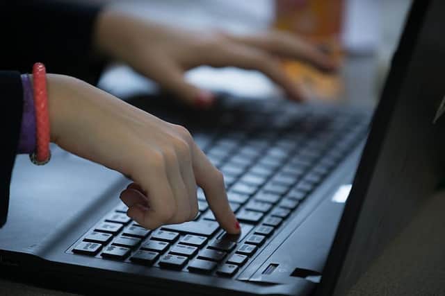 Northamptonshire Police will hold a Q&A session for parents to ask about online safety for children on social media.