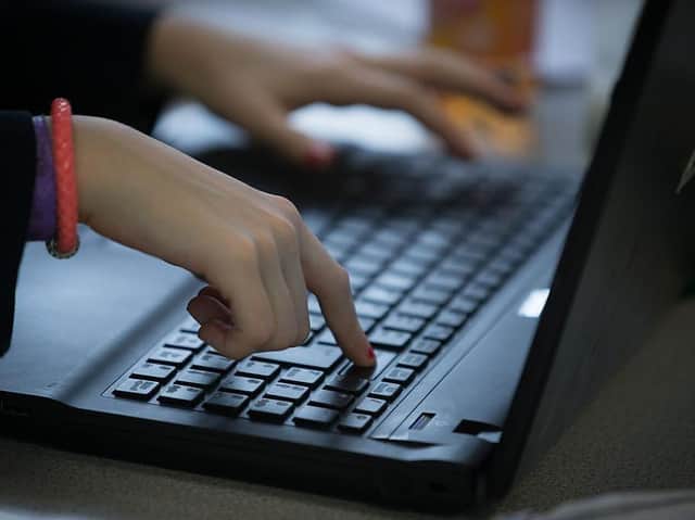 Northamptonshire Police will hold a Q&A session for parents to ask about online safety for children on social media.