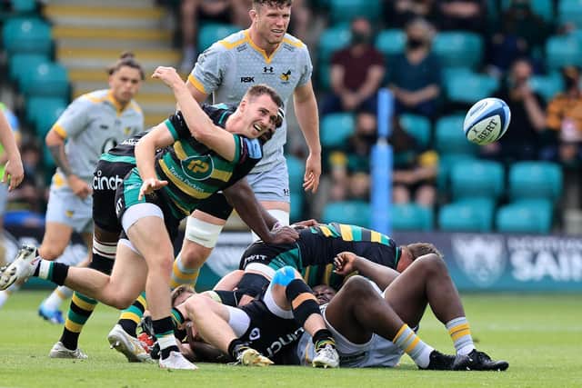 Tom James in action for Saints against Wasps