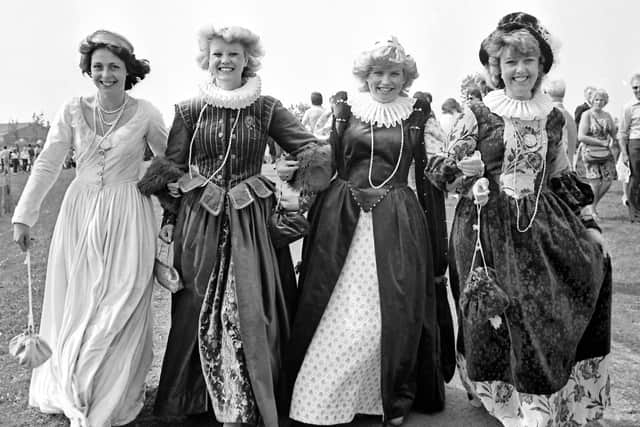 Elizabethan costumes in 1982