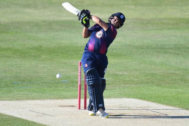 Ricardo Vasconcelos top scored for Northants with 36 from 27 balls
