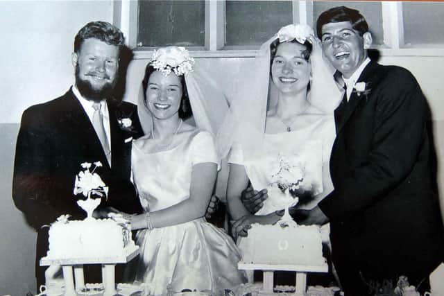 Cutting the cakes