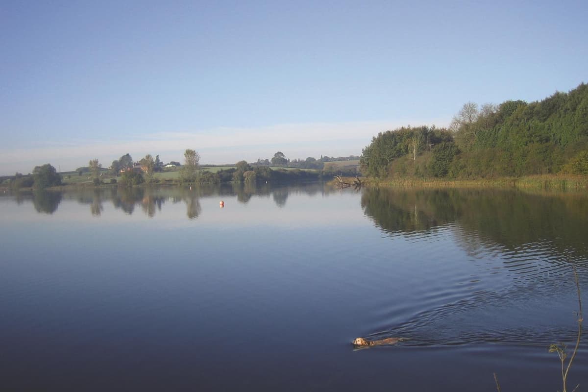 Kettering reservoir bathers warned to stay away from open water and hidden hazards 