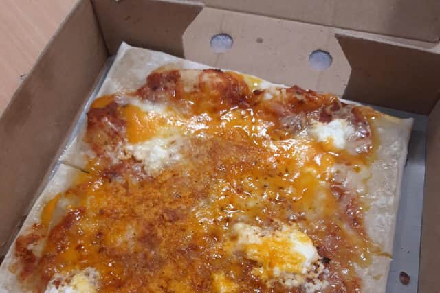 The three cheese pizza.