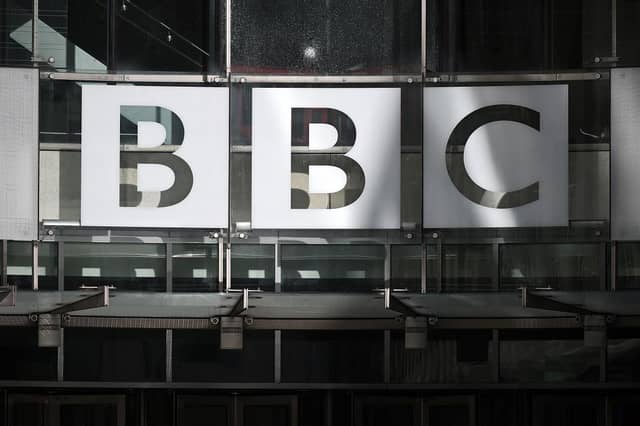 The proposed closue of BBC Singers has been suspended