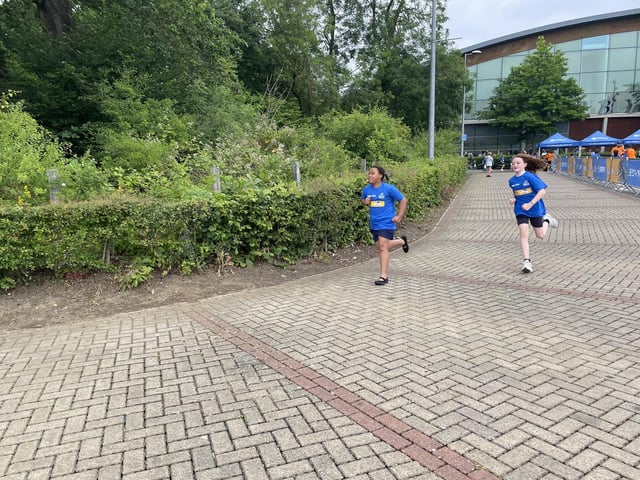 Close run contest