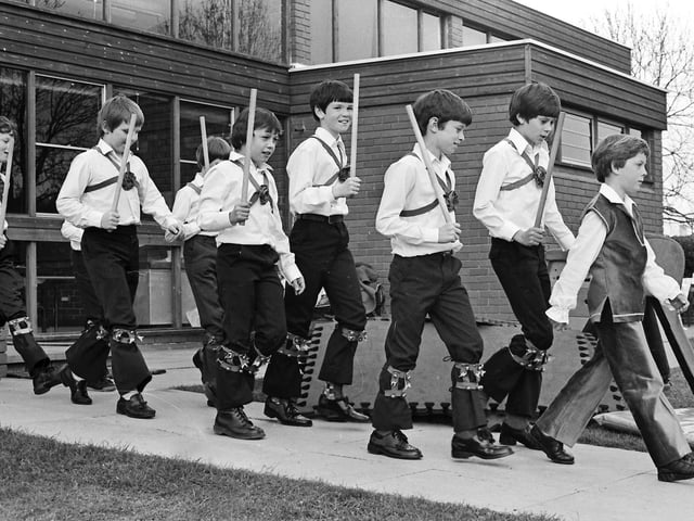 Rothwell Junior School May Day 1981