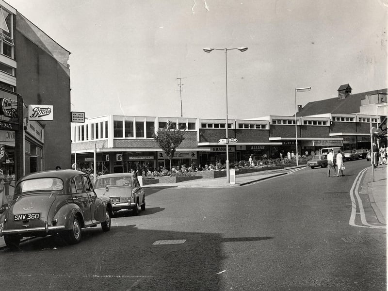 Looking up High Street.