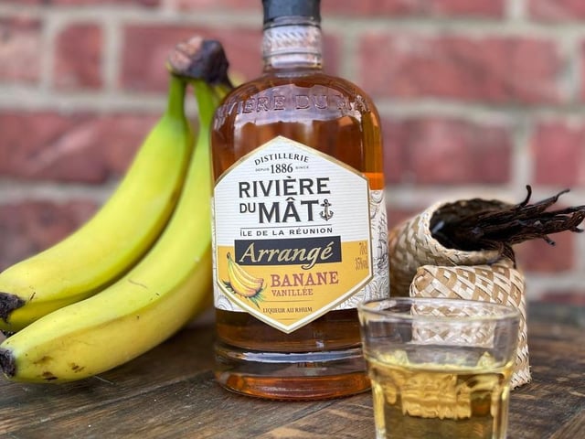 The shop sells wines and spirits