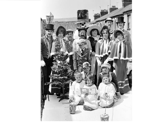 RUSHDEN CARNIVAL 1983