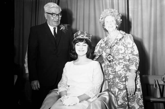 Kettering Carnival Queen is crowned, August 24, 1967