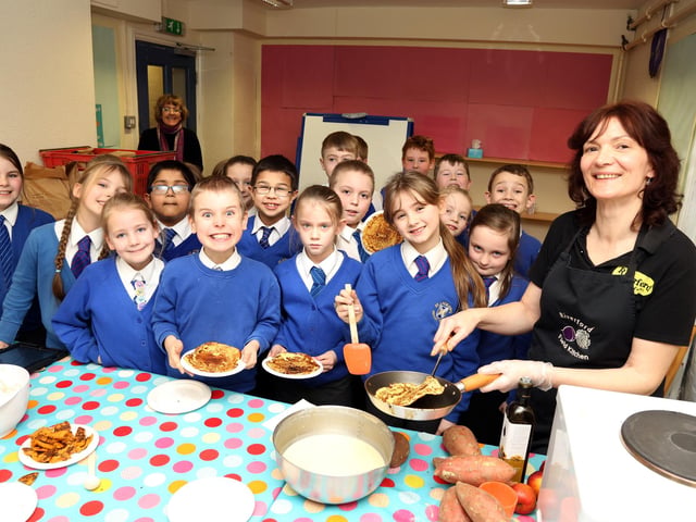 Kettering: St Andrew's Primary School pupils February 2015