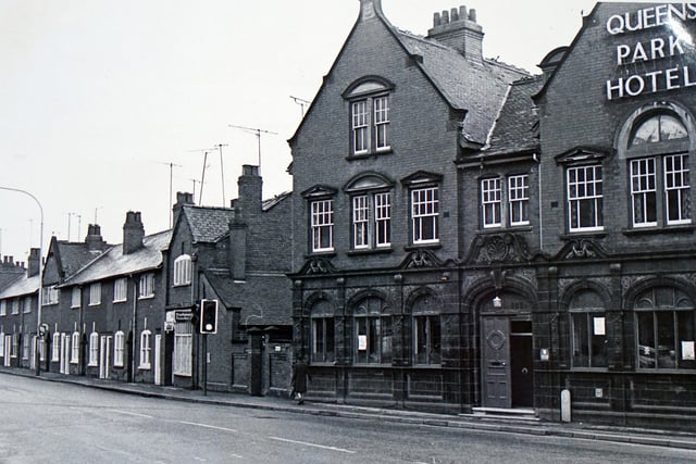 Queens Park hotel Chesterfield, 1981. The famous nightspot hosted lots of live music and was sadly demolished in 1999 to make way for what is now the Ravenside Retail Park