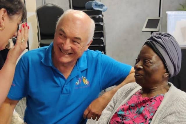Residents made new friends and met the wonderful volunteers from Dementia Sings Out
