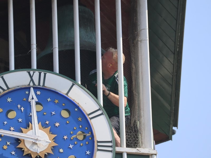 Corby’s iconic town centre clock rings out for first time in 25 years