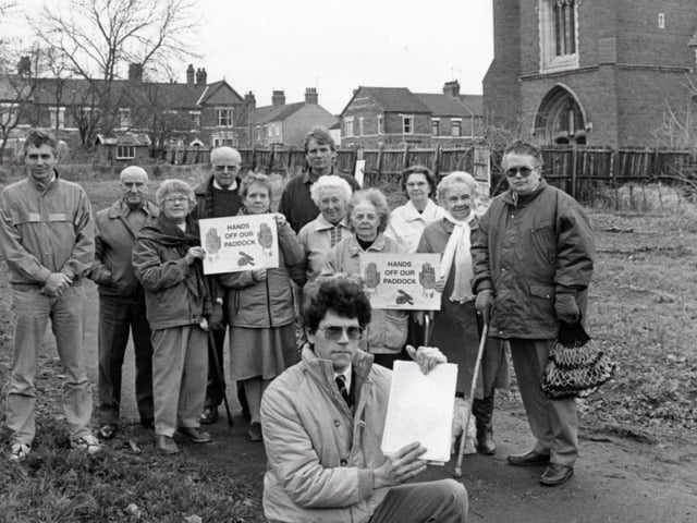 Residents with a petition against plans to build on the paddock off Knox Road in Wellingborough in 1992