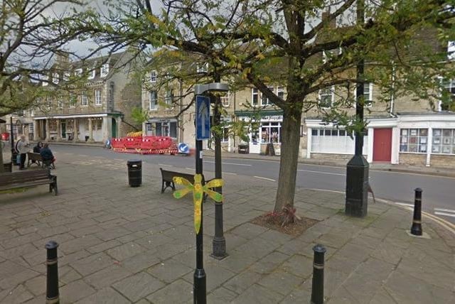 ‘Ow--ndle’ is how you pronounce this place, but outsiders will often say ‘Oo-ndle’ and other variations.