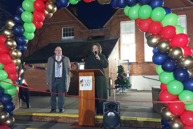 Principal, Elizabeth Turner, welcomed the local community to the celebrations alongside Mayor of Rushden, David Coleman who unveiled a commemorative plaque.