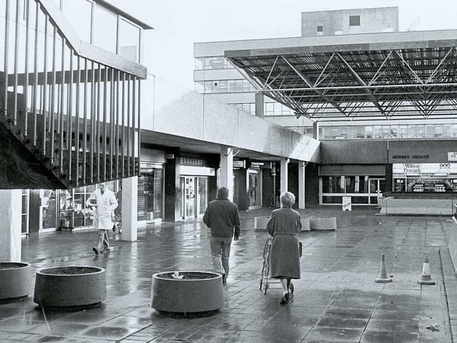 Queen's Square and old bus station, Corby, January 1989