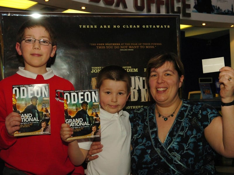 Kettering: Odeon Oscar competition winnerSally Spencer pictured with  prize a ticket for 2 every week for a year and her children Ellis, 10 and Jake 5,Tuesday, 26 February 2008 : Retro special from the archive of the Odeon, Kettering